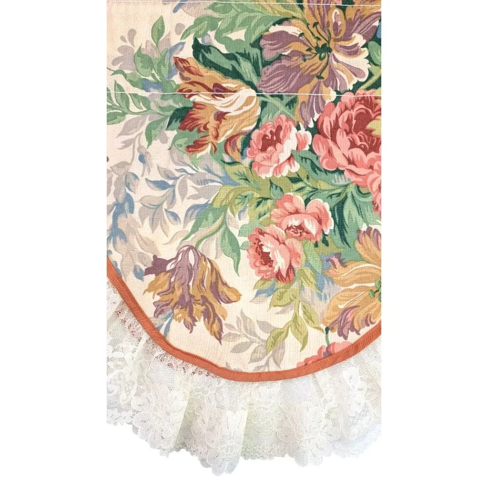 Lady Linda vintage lady